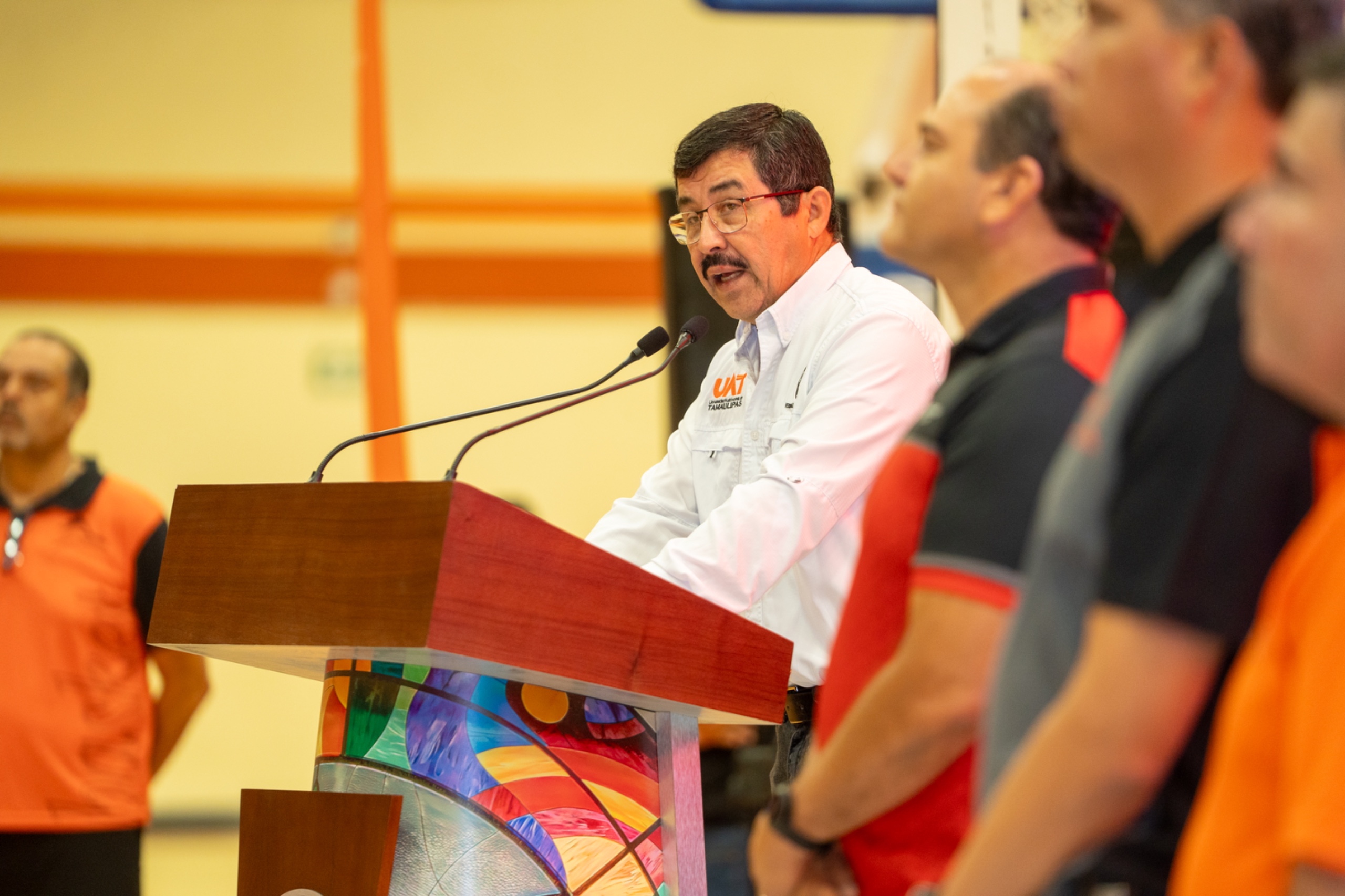 El rector Dámaso Anaya consolida el éxito de la primera Copa UAT de Básquetbol
