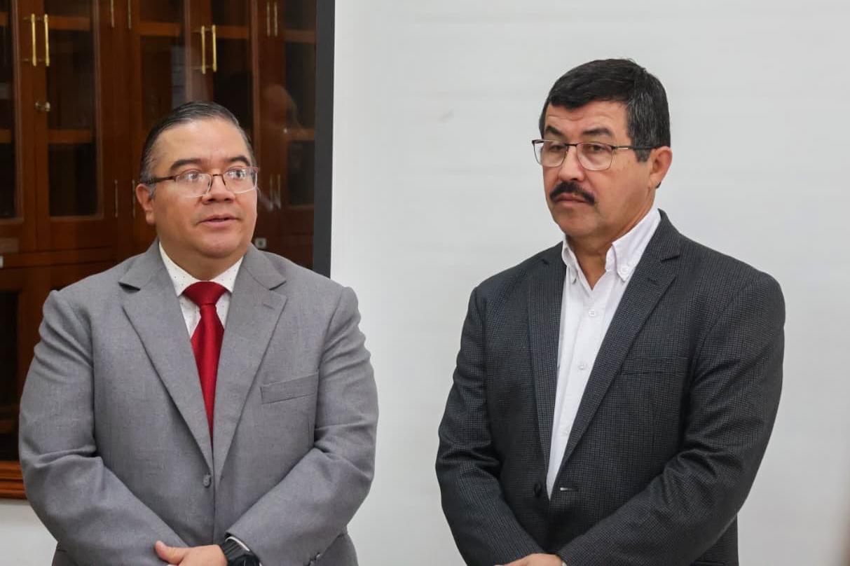 Fortalece rector perfil profesional de estudiantes de la UAT ante la SCJN