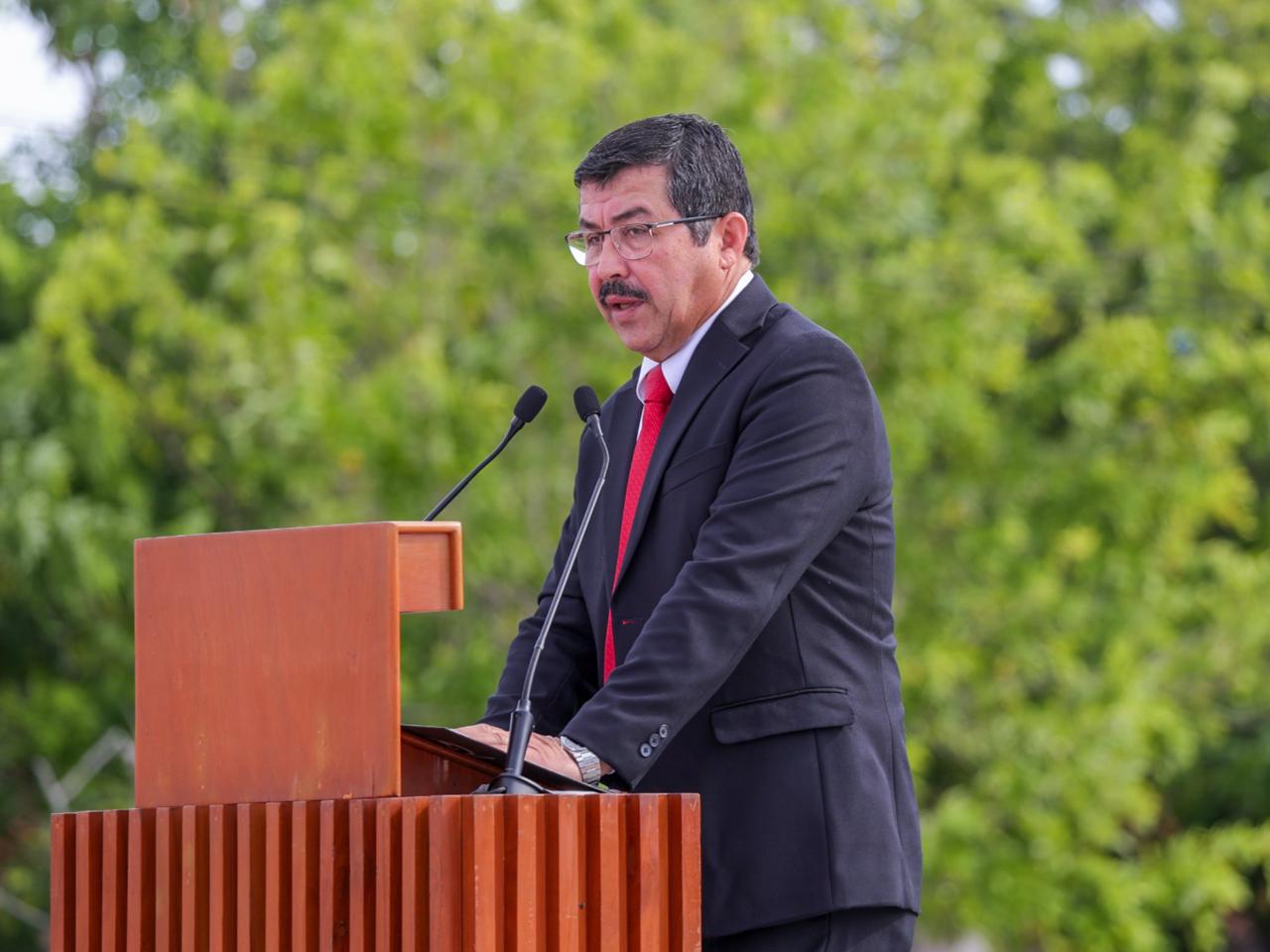 “La UAT es una universidad moderna, dinámica, con rostro humano y corazón social”: rector Dámaso Anaya